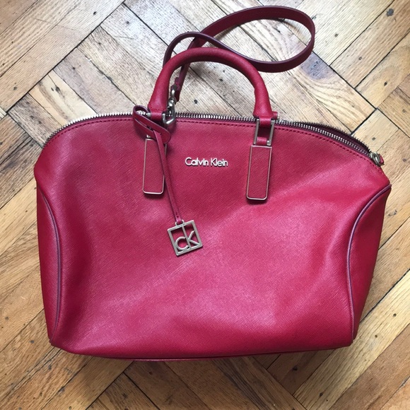 Calvin Klein red purse - Picture 2 of 4